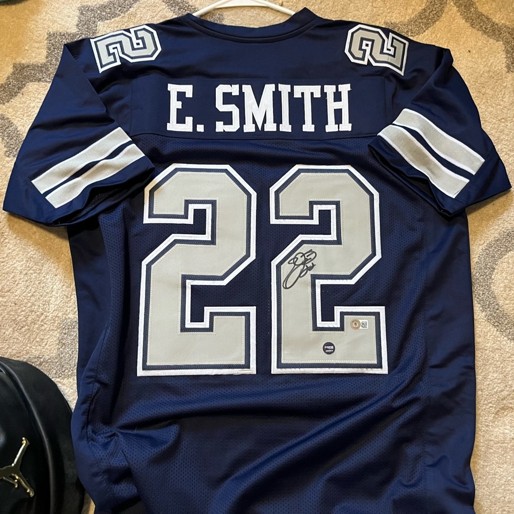 Cowboys Emmitt Smith signed jersey